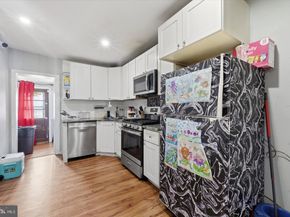 1121 E 11TH Street, Crum Lynne PA 19022