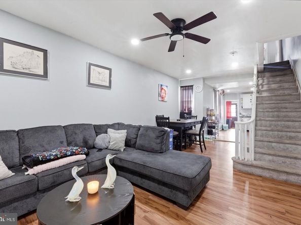 1121 E 11TH Street, Crum Lynne PA 19022