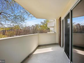 700 7TH Street SW 211, Washington DC 20024