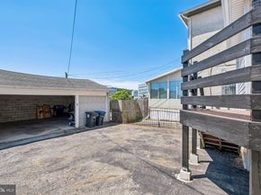 105 Spring Mill Avenue, Conshohocken PA 19428