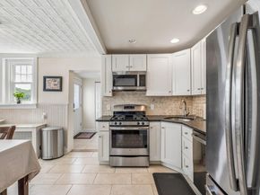 105 Spring Mill Avenue, Conshohocken PA 19428