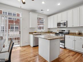 2422 14TH Street N, Arlington VA 22201