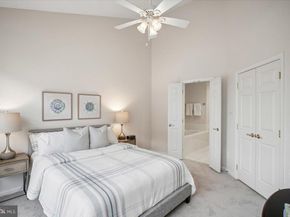 2422 14TH Street N, Arlington VA 22201