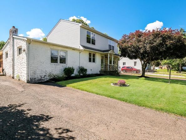 1915 Grand Avenue, Feasterville Trevose PA 19053