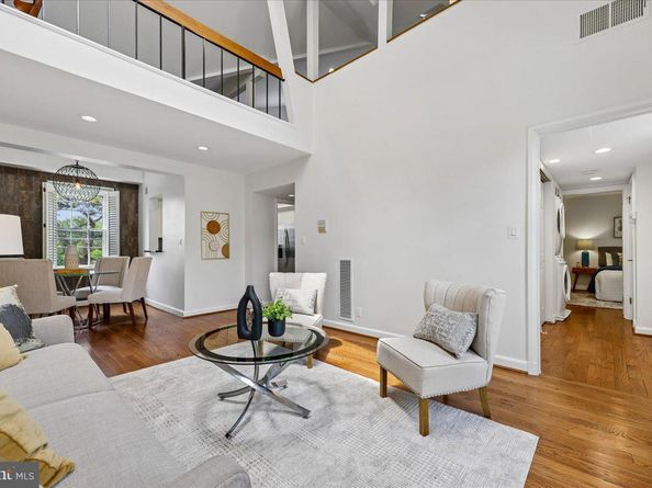 3621 39TH Street NW E323, Washington DC 20016