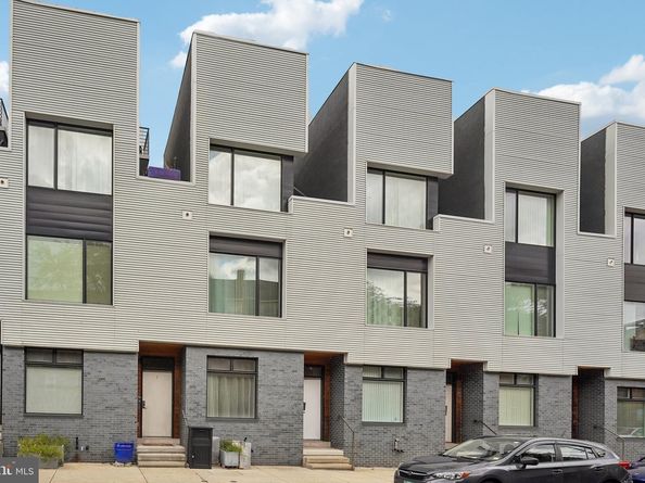 717 Fairmount Avenue, Philadelphia PA 19123