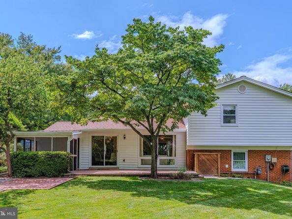 1703 Palm Springs Drive, Vienna VA 22182