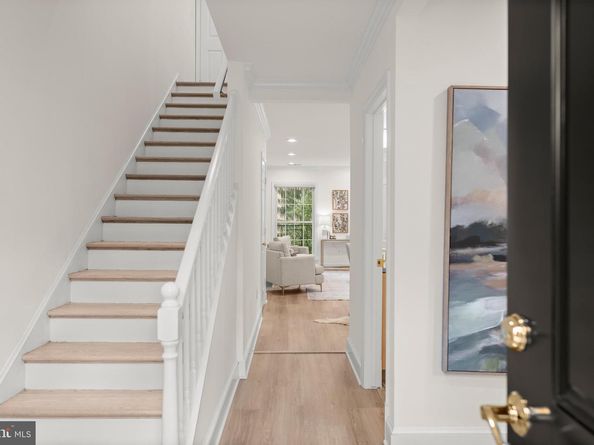 3229 Sutton Place NW B, Washington DC 20016