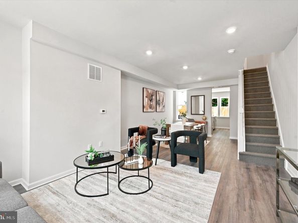 1207 S Harmony Street, Philadelphia PA 19146