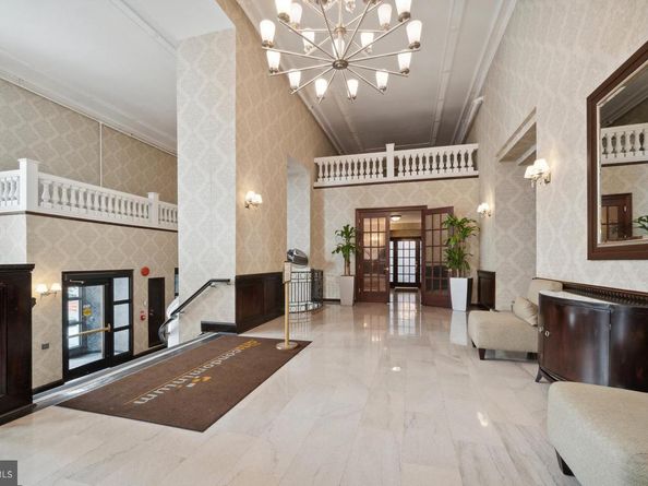 1324 Locust Street 814, Philadelphia PA 19107