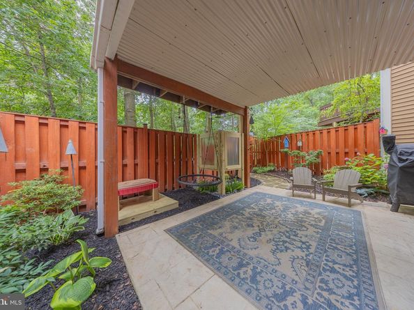 11287 Silentwood Lane, Reston VA 20191
