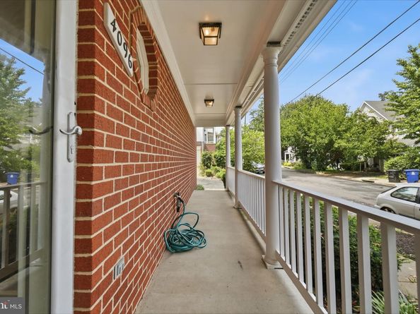 4096 21st Road N, Arlington VA 22207