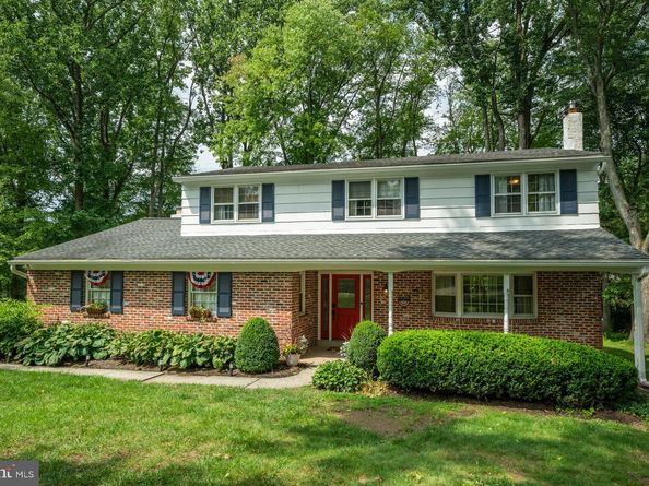 1019 Lafayette Drive, Yardley PA 19067