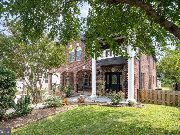 7705 Magarity Road, Falls Church VA 22043