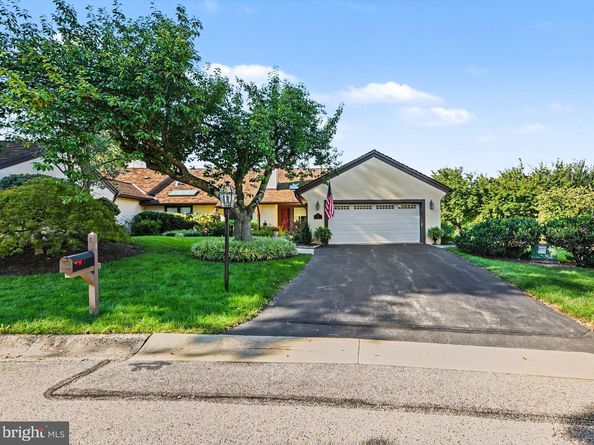 8 Bridle Lane, Blue Bell PA 19422