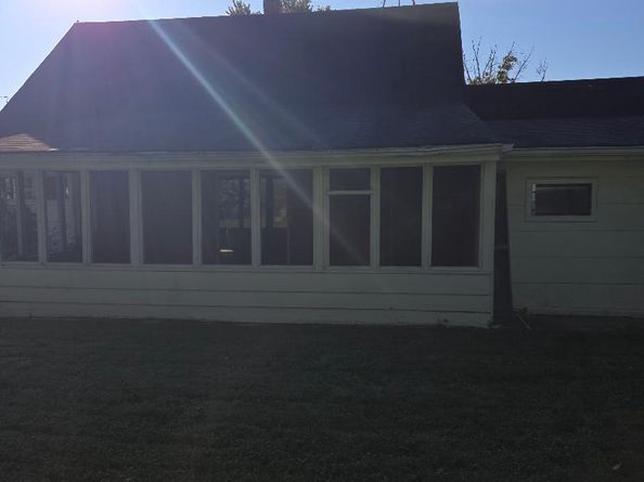 41 Whitewood Drive, Levittown PA 19057