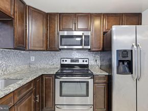 6300 Stevenson Avenue 312, Alexandria VA 22304