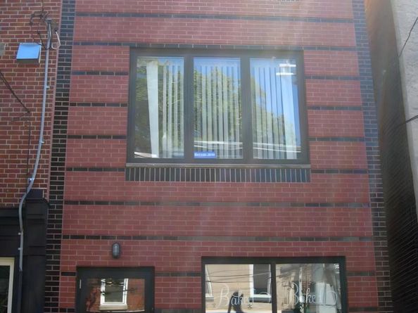 815 S 4TH Street, Philadelphia PA 19147