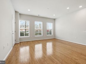 2951 Finsbury Place 97, Fairfax VA 22031