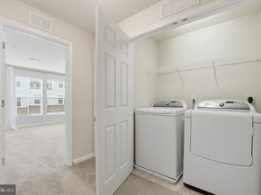 2951 Finsbury Place 97, Fairfax VA 22031