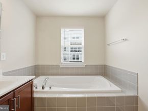 2951 Finsbury Place 97, Fairfax VA 22031