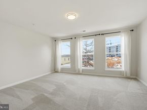 2951 Finsbury Place 97, Fairfax VA 22031