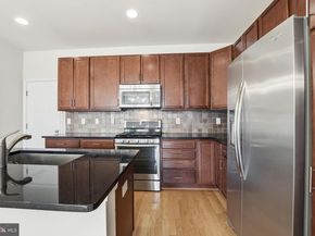 2951 Finsbury Place 97, Fairfax VA 22031