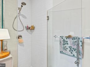 715 Brown Street B, Philadelphia PA 19123