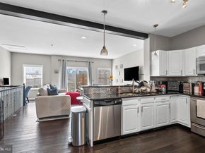 715 Brown Street B, Philadelphia PA 19123