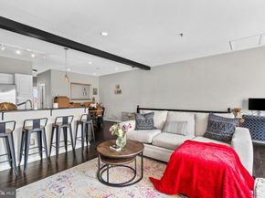 715 Brown Street B, Philadelphia PA 19123