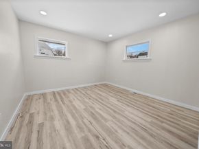 727 Sherrie Road, Philadelphia PA 19115