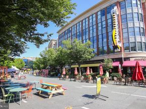 4970 Battery Lane 208, Bethesda MD 20814