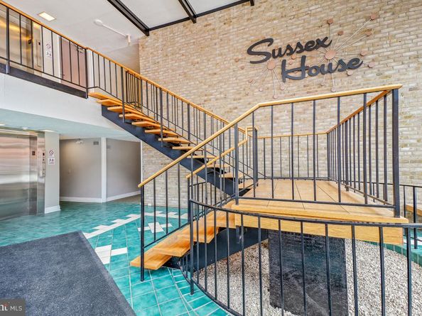 4970 Battery Lane 208, Bethesda MD 20814