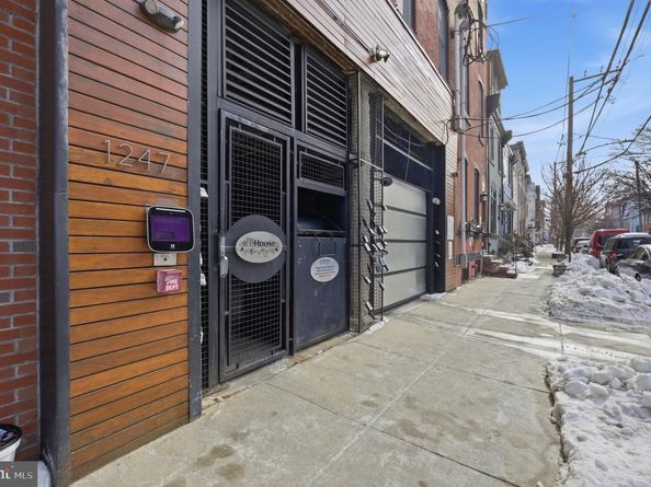 1247 E Columbia Avenue 33, Philadelphia PA 19125