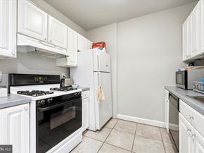 1127 Green Street, Philadelphia PA 19123