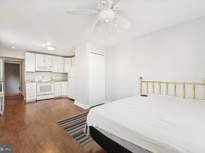 1127 Green Street, Philadelphia PA 19123