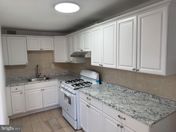 1203 Edgehill Road, Darby PA 19023