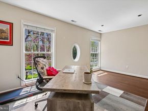 1305 Key Drive, Alexandria VA 22302