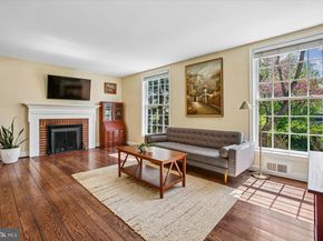 1305 Key Drive, Alexandria VA 22302