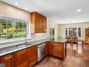 1305 Key Drive, Alexandria VA 22302