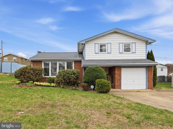 123 Pocasset Road, Philadelphia PA 19115