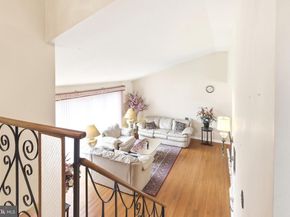 123 Pocasset Road, Philadelphia PA 19115