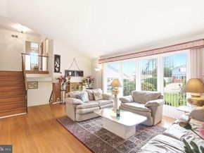 123 Pocasset Road, Philadelphia PA 19115