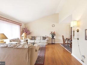 123 Pocasset Road, Philadelphia PA 19115