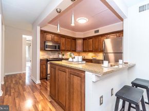 10204 Valley Forge Circle 204, King Of Prussia PA 19406