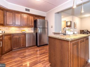 10204 Valley Forge Circle 204, King Of Prussia PA 19406