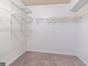 10204 Valley Forge Circle 204, King Of Prussia PA 19406