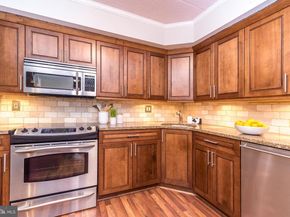 10204 Valley Forge Circle 204, King Of Prussia PA 19406