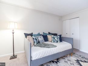 10204 Valley Forge Circle 204, King Of Prussia PA 19406