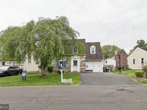556 Anne Street, Huntingdon Valley PA 19006